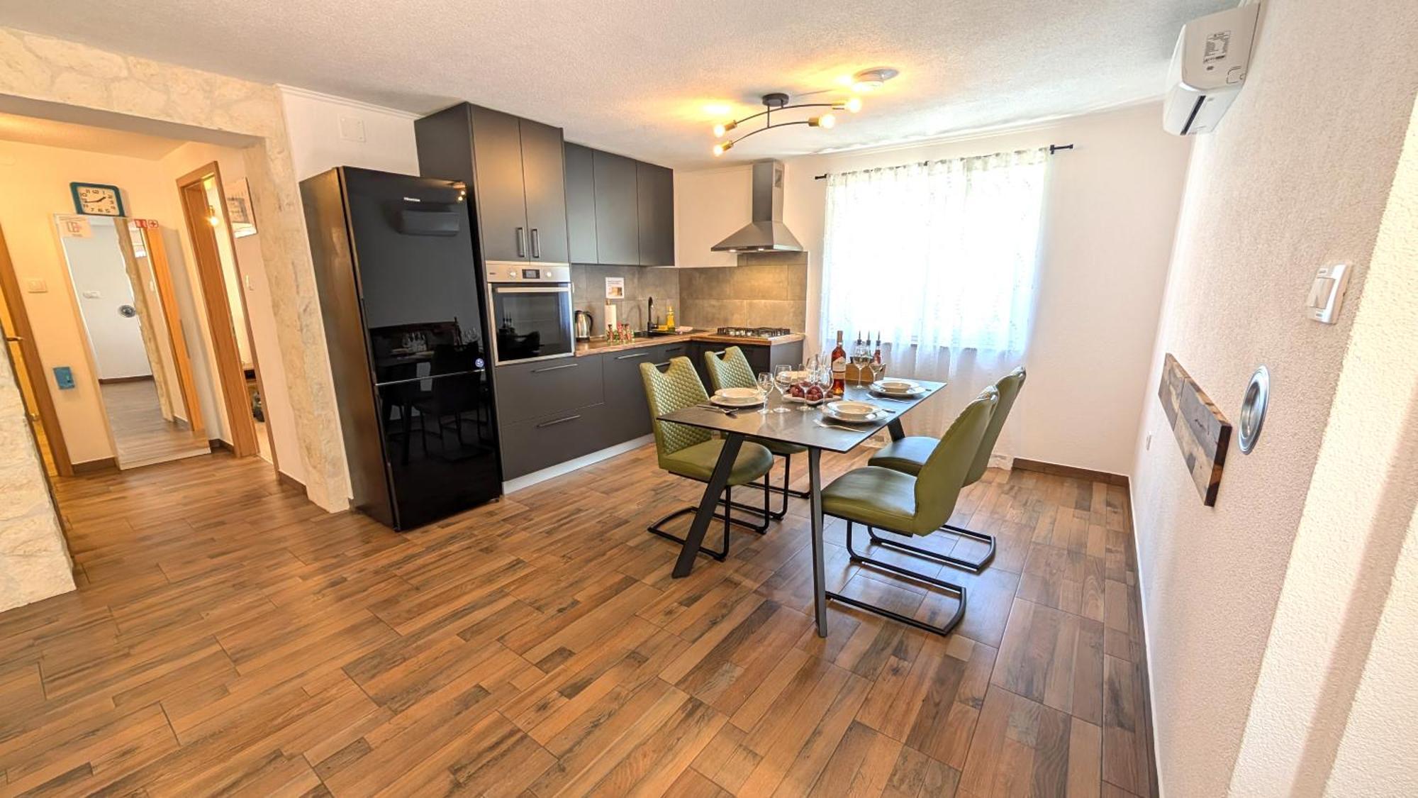 Modern 3Br Apartments In Zadar With Balcony Or Terrace, Free Parking & Ac Eksteriør bilde